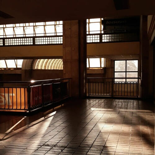 Mendarah | Zuhrotul M Ula